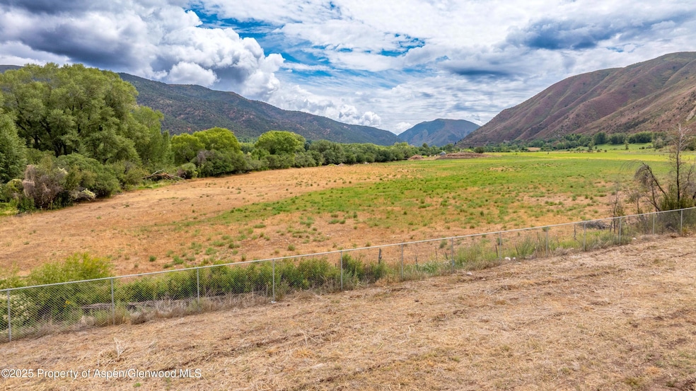 537 Lonnies Way, Basalt, CO 81621 - photo 1