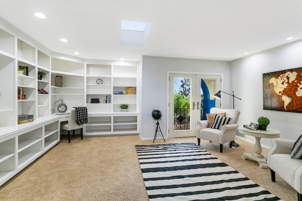 PERFECT HOME OFFICE