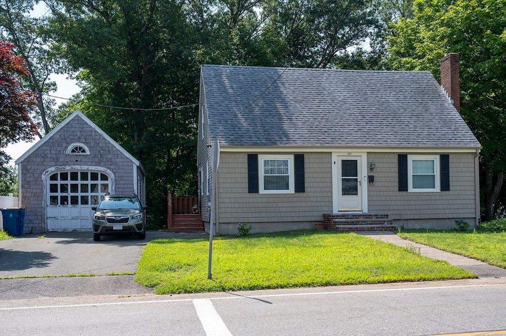 257 Allen St, Randolph, MA 02368 - photo 1