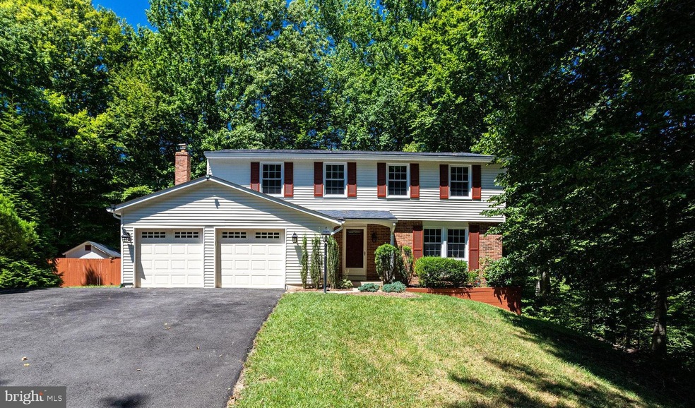 8848 Creekside Way, Springfield, VA 22153 - photo 1