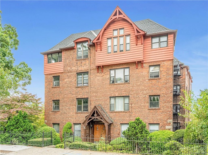 111 Sagamore Rd unit C, Tuckahoe, NY 10707 - photo 1