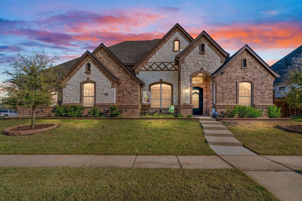 9101 Cordero Dr, North Richland Hills, TX 76182 - photo 1