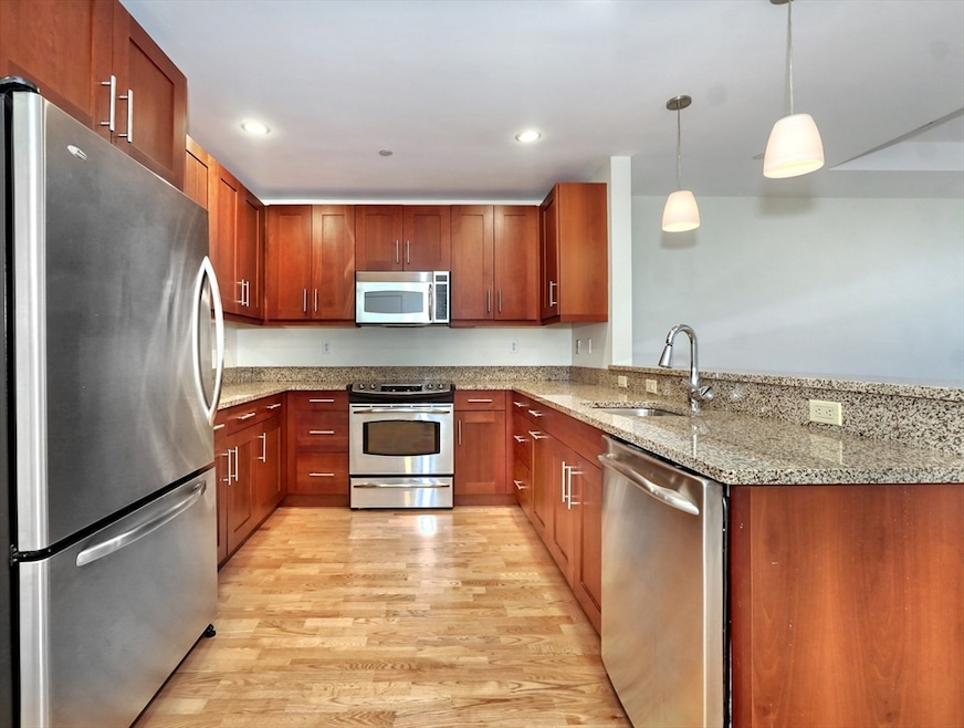 Sold $640,000 • Co-Listing Agent