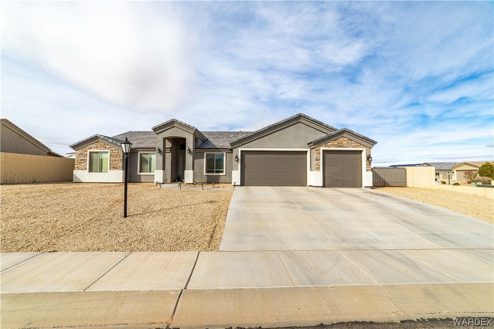 4807 E Chute Gate Ln, Kingman, AZ 86401 - photo 1