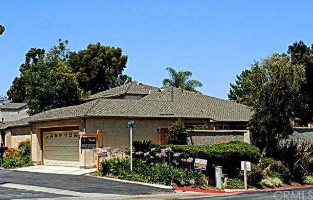 Beautiful single level home with a oversized 2 car