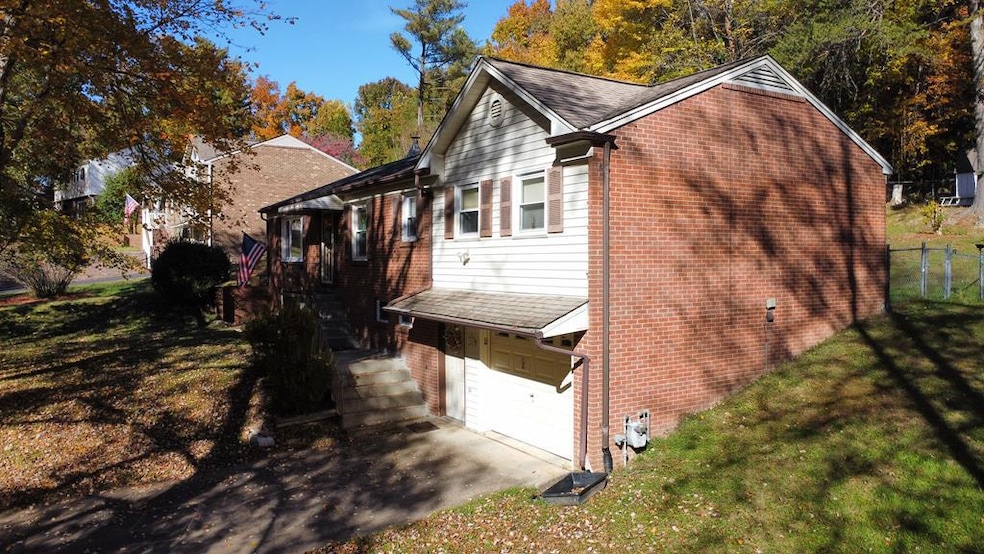 514 River Oak Dr, Danville, VA 24541 - photo 1