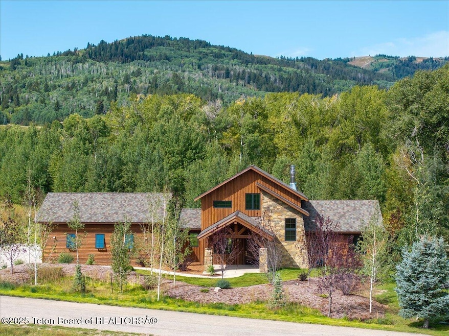 For Sale $2,525,000