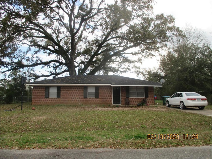 1206 Lajuana Ln, Albany, GA 31705 - photo 1