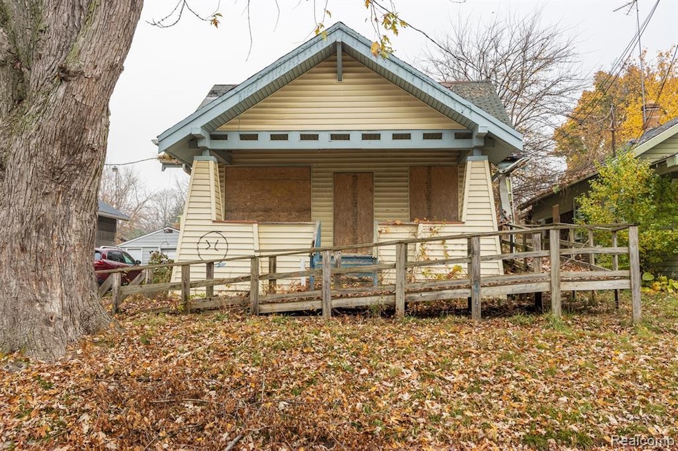 1629 New York Ave, Flint, MI 48506 - photo 1