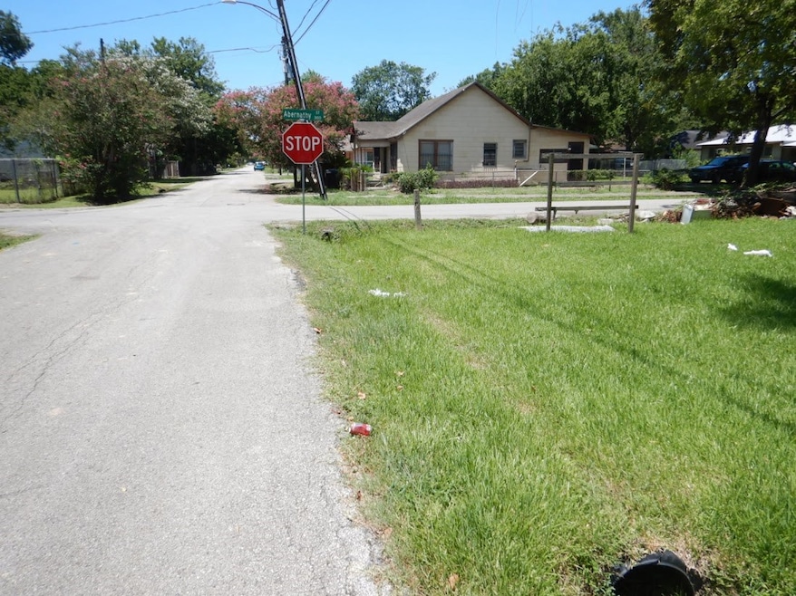 4101 Lelia St, Houston, TX 77026 - photo 1