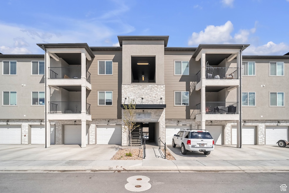 13537 S Commodus Dr unit F304, Riverton, UT 84096 - photo 1