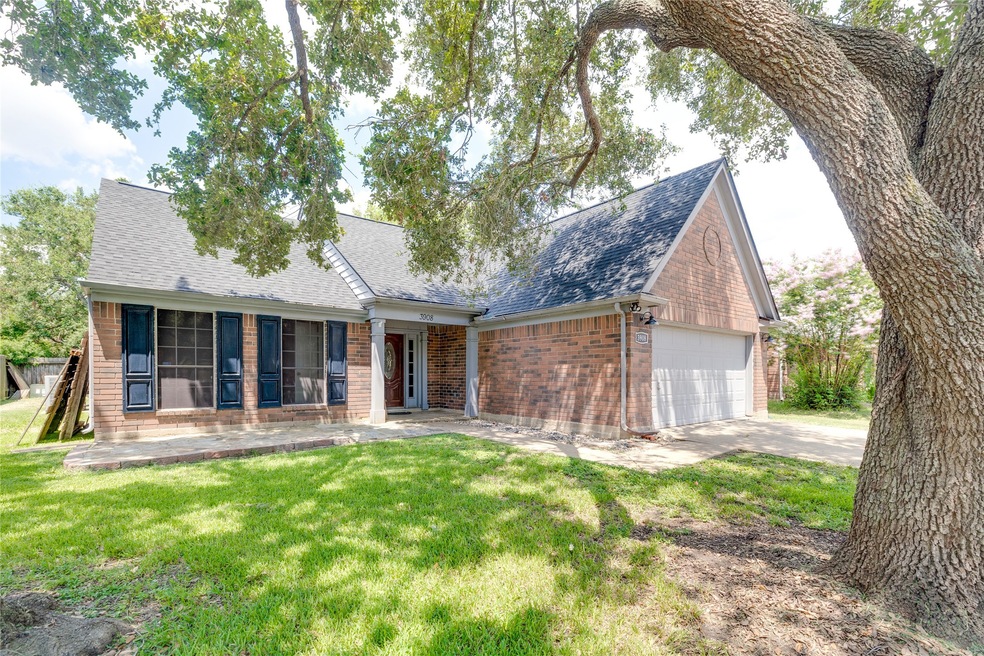 3908 Greenwood Dr, Pearland, TX 77584 - photo 1