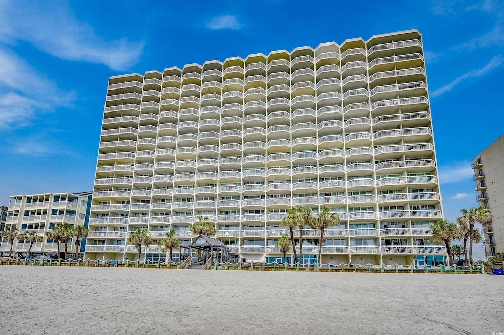 Amazing ocean views from this unit