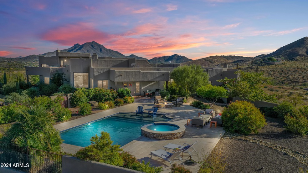 Executive Home on 5 Ac in Cave Creek