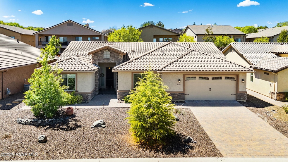 For Sale $689,000 • Co-Listing Agent