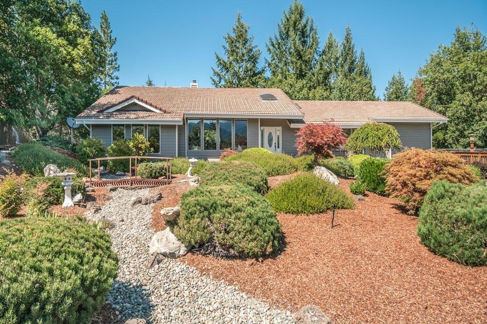 180 Kruger Ln, Grants Pass, OR 97527 - photo 1