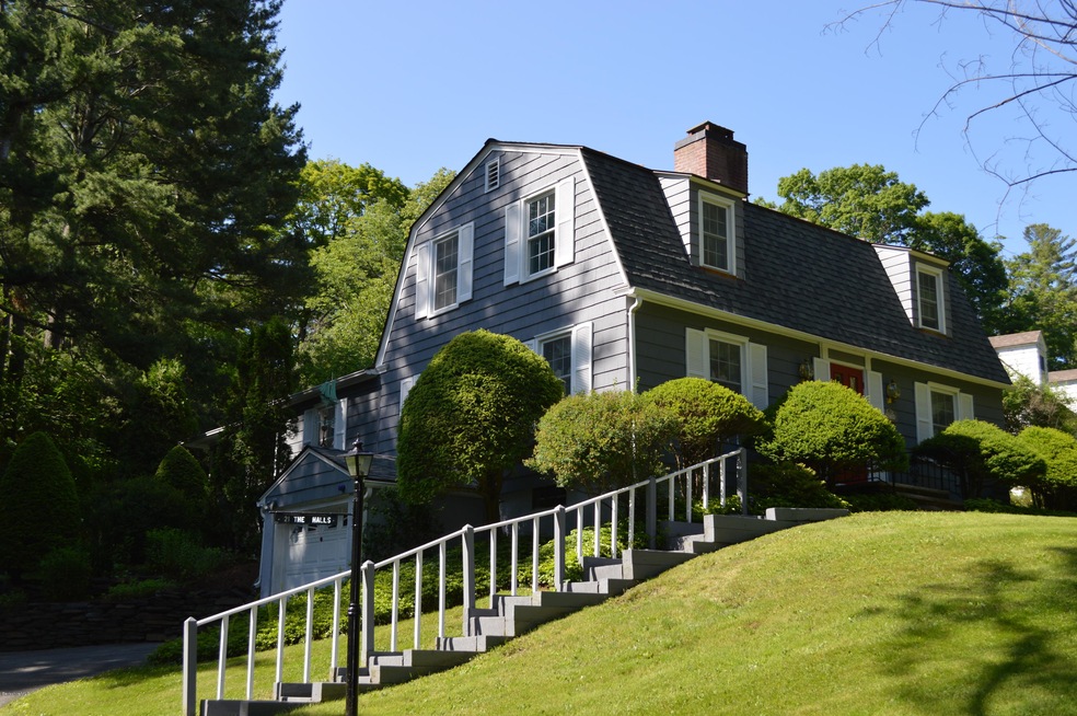 21 Schermerhorn Park, Lenox, MA 01240 - photo 1