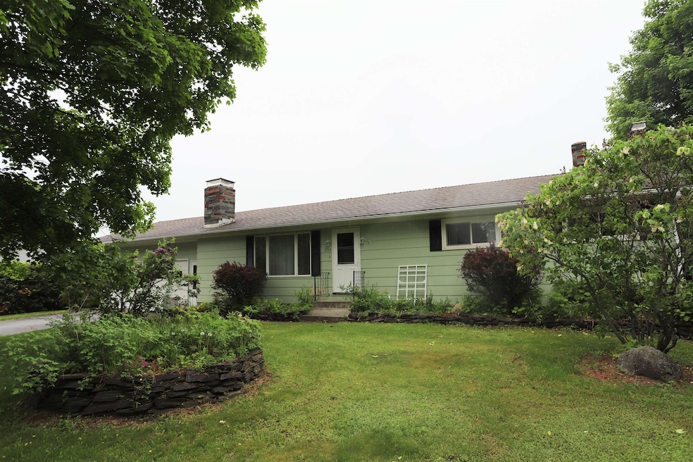 255 Blake St, Newport, VT