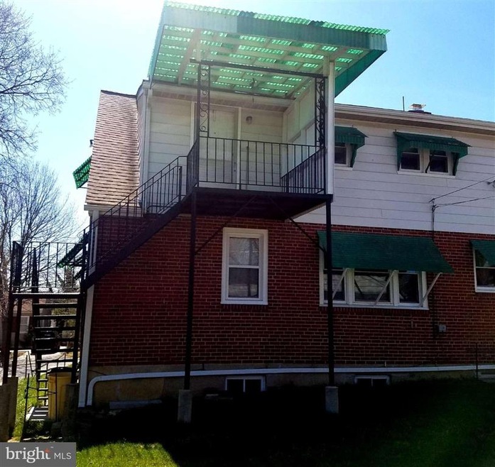 2918 Vermont Ave unit B UPPER, Halethorpe, MD 21227 - photo 1