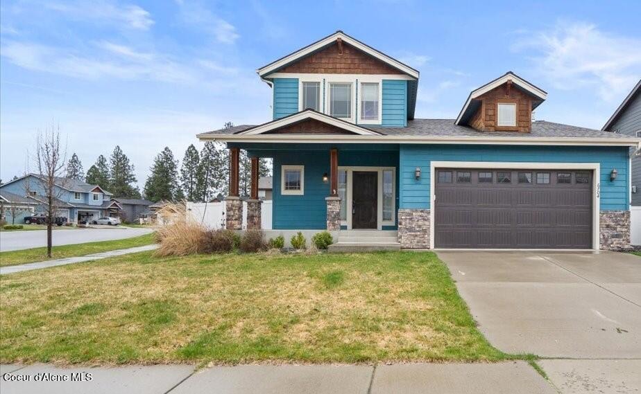 01- 4Bed 3Bath 2169sqft