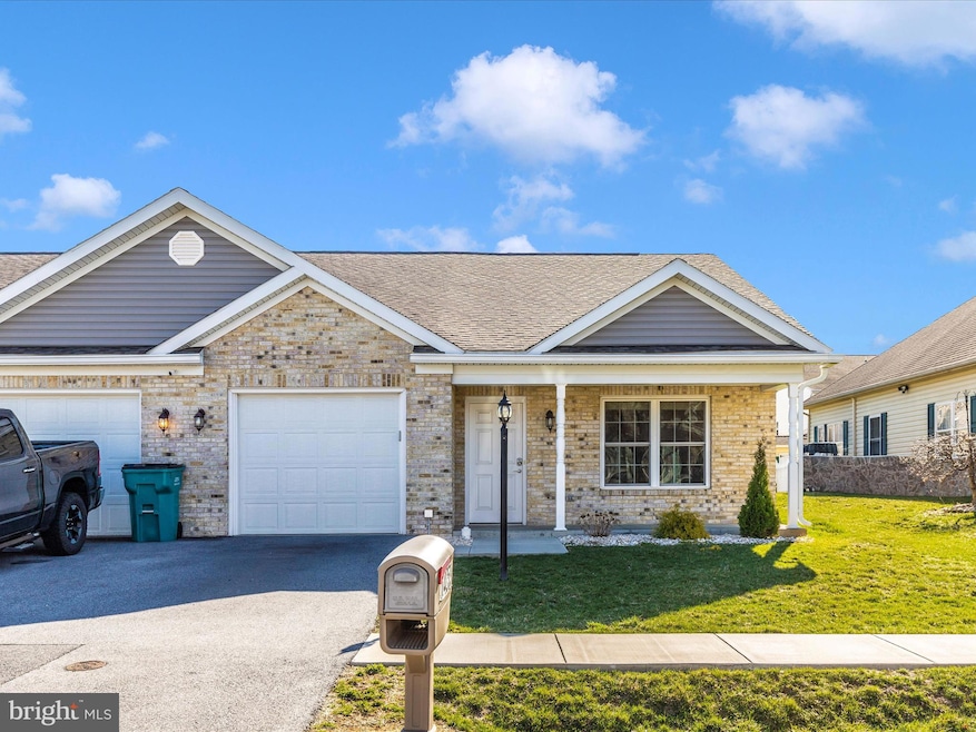 14259 Shelby Cir, Hagerstown, MD 21740 - photo 1