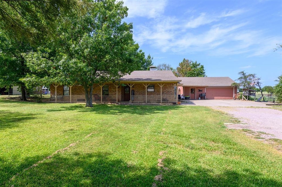 565 Chisum Trail Rd, Whitesboro, TX 76273 - photo 1