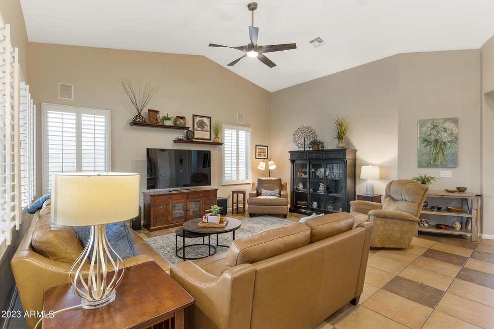 2278 E Ebony Dr-9