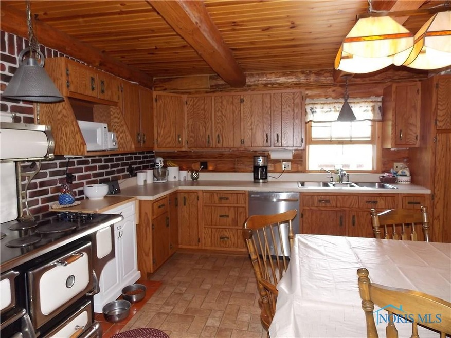 19915 Fostoria Rd, Pemberville, OH 43450 - photo 1