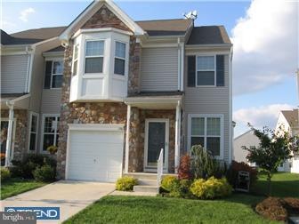 156 Chancellor Dr, Woodbury, NJ 08096 - photo 1