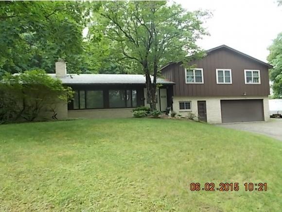 19 Whitcomb Ln, Claremont, NH 03743 - photo 1