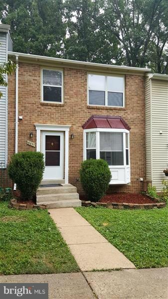 18837 Summer Oak Ct, Germantown, MD 20874 - photo 1