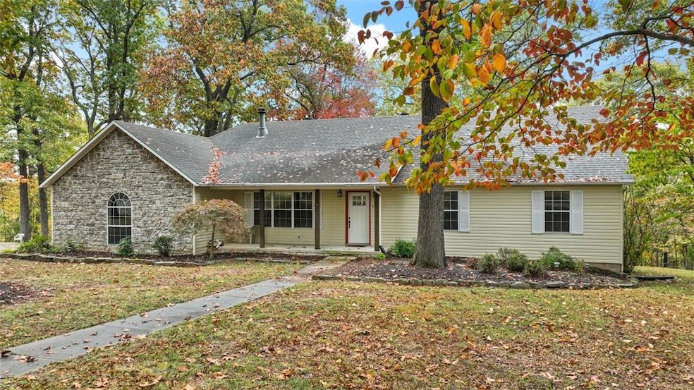 11114 Pumpkin Hill Dr, Bentonville, AR 72712 - photo 1