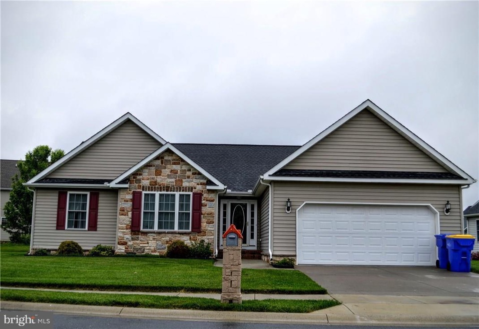 305 Plantation Dr, Seaford, DE 19973 - photo 1