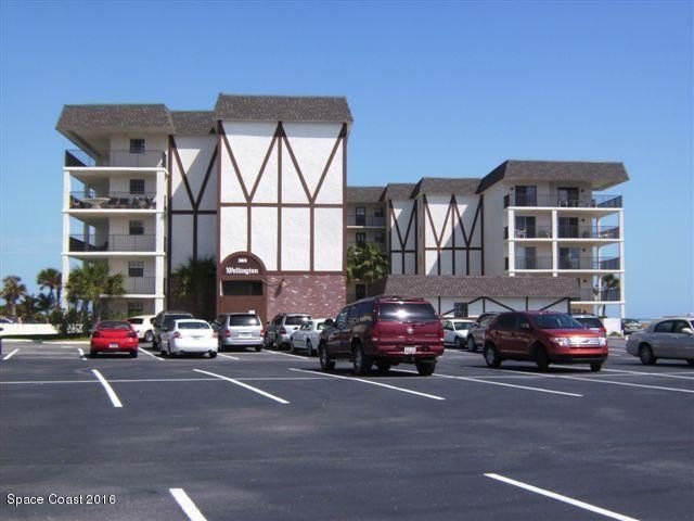 wellington building