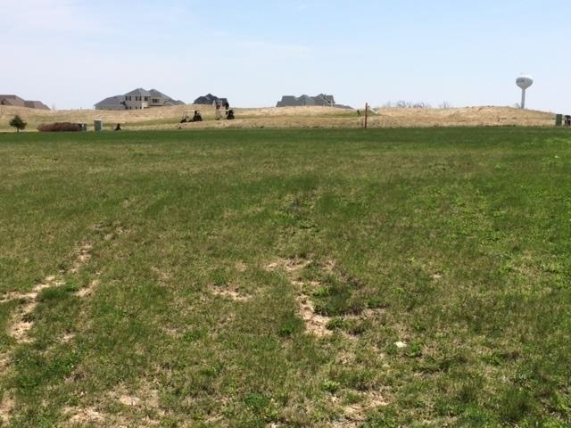 622 Bergamont Blvd, Oregon, WI 53575 - photo 1