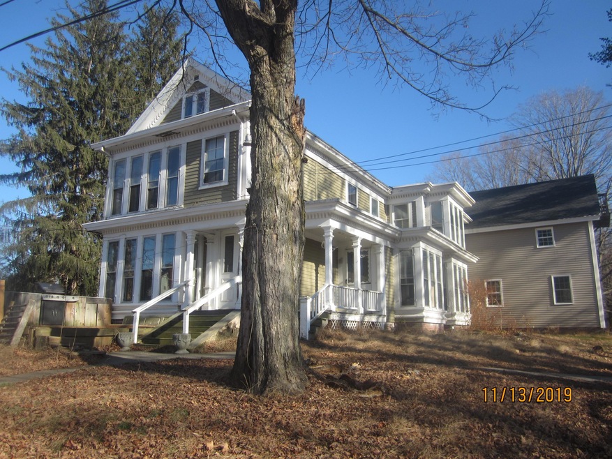 98 Sullivan St, Berwick, ME 03901 - photo 1