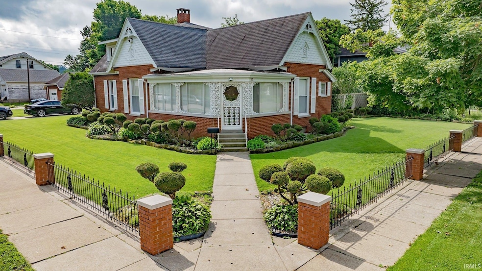 27 N Edwards St, Worthington, IN 47471 - photo 1