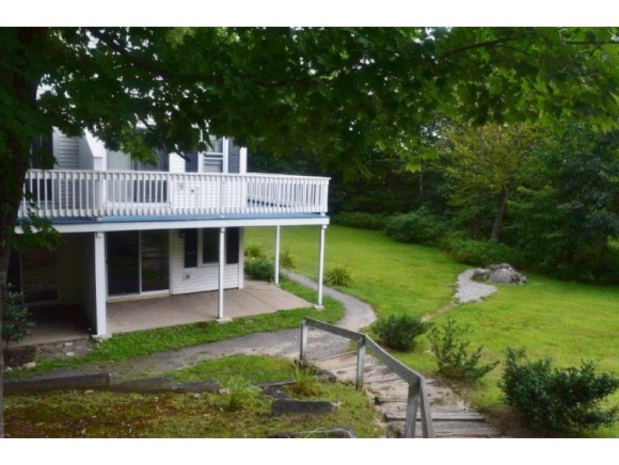 26 Plaza Village Rd unit 26b, Plymouth, NH 03264 - photo 1