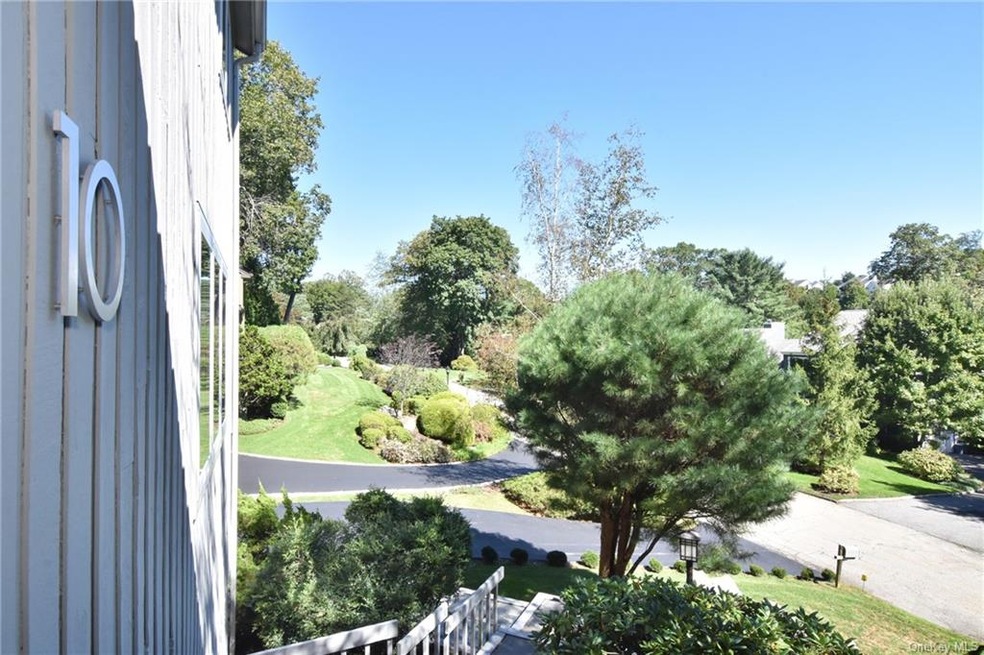 10 Cherry Hill Ct, Briarcliff Manor, NY 10510 - photo 1