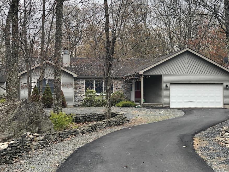 114 Canoe Brook Dr, Hawley, PA 18428 - photo 1