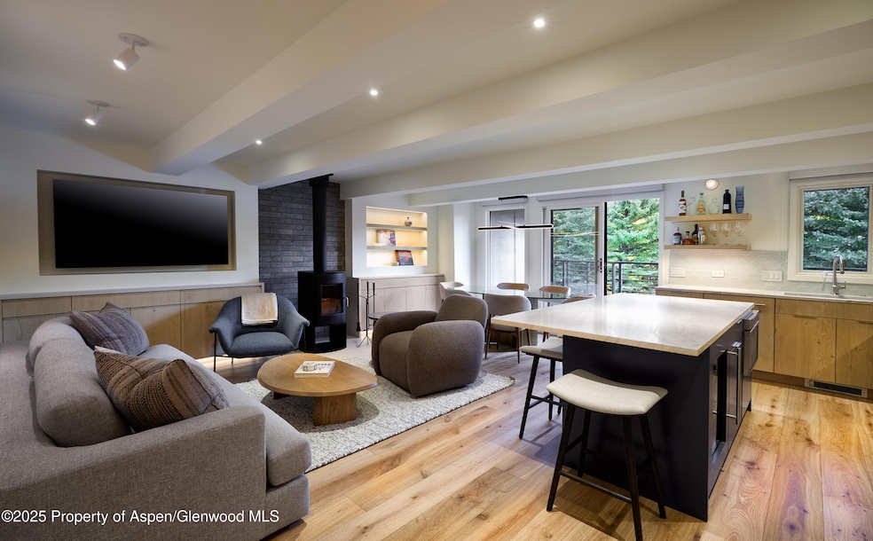 Chateau Roaring Fork_A2086