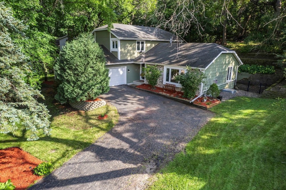 For Sale $465,000 • Co-Listing Agent