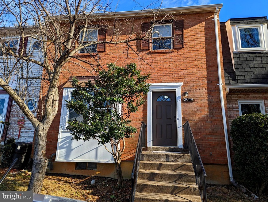 3049 White Birch Ct, Fairfax, VA 22031 - photo 1
