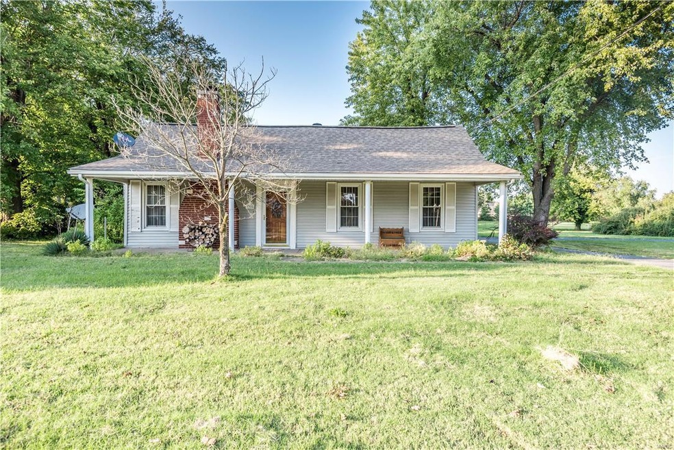 7228 W Main St, Maryville, IL 62062 - photo 1