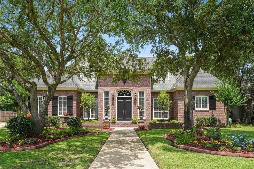 223 Lansdowne Dr, Slidell, LA 70461 - photo 1