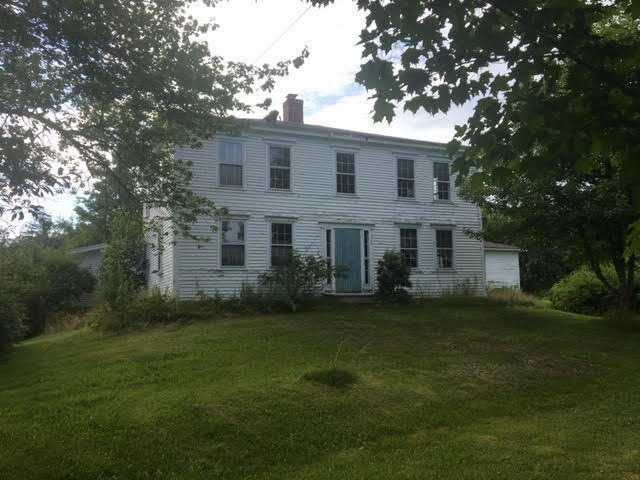 Exterior Main