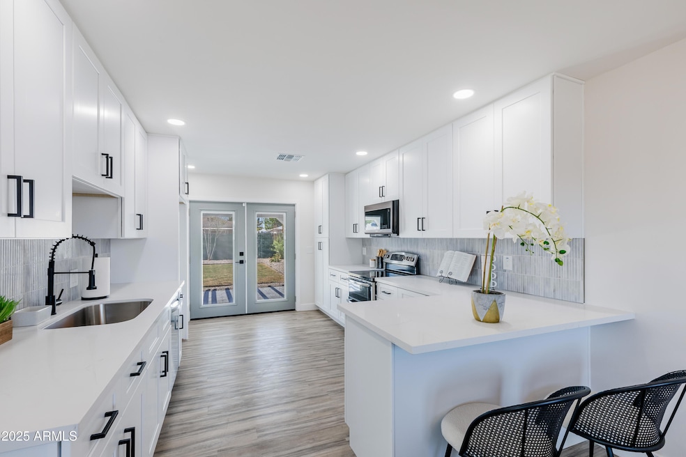 1930 W Missouri Ave, Phoenix, AZ 85015 - photo 1