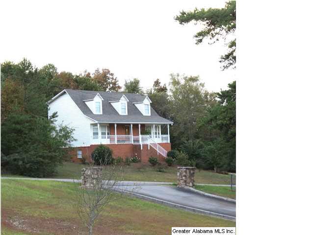 Low maintenance 1.5 story home