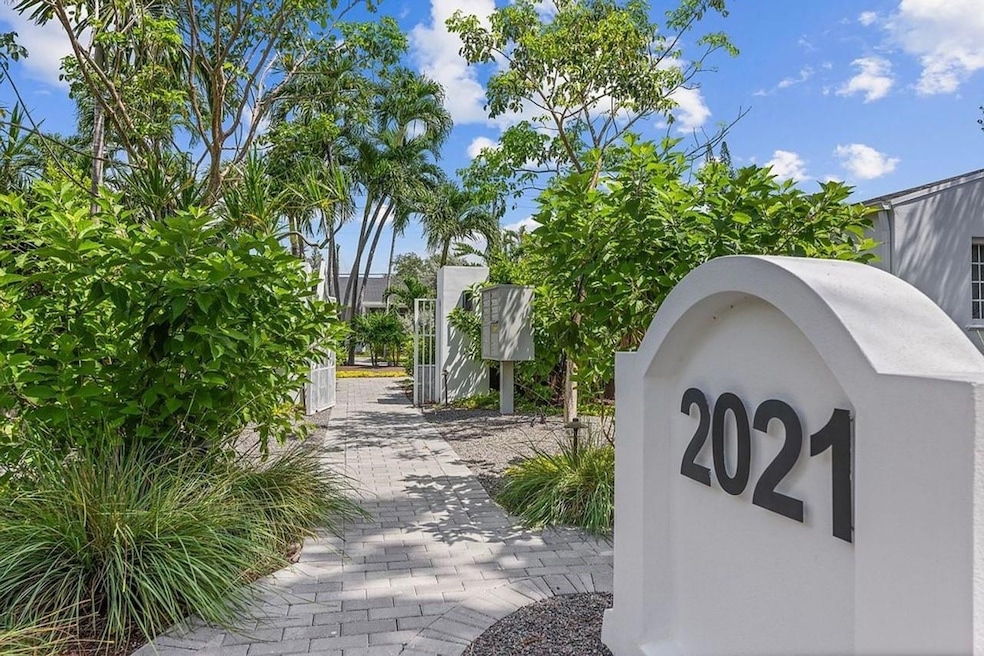 2021 Plunkett St unit 2015A, Hollywood, FL 33020 - photo 1