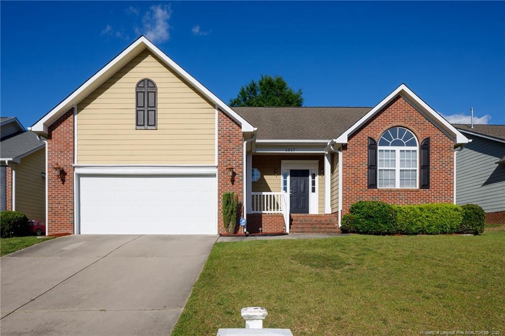 1617 Stonewood Dr, Fayetteville, NC 28306 - photo 1
